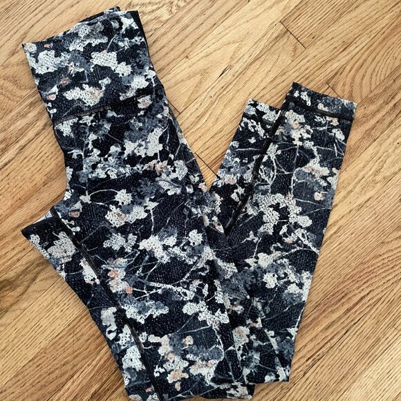 Lululemon Wunder Under Crop Leggings Size 4 - Picture 2 of 2